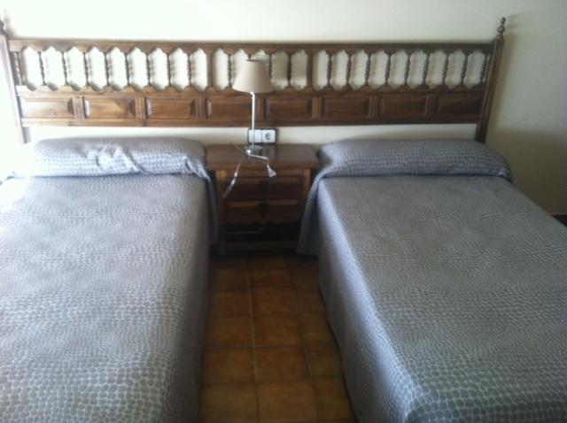 Hostal Mimosa Santander Værelse billede